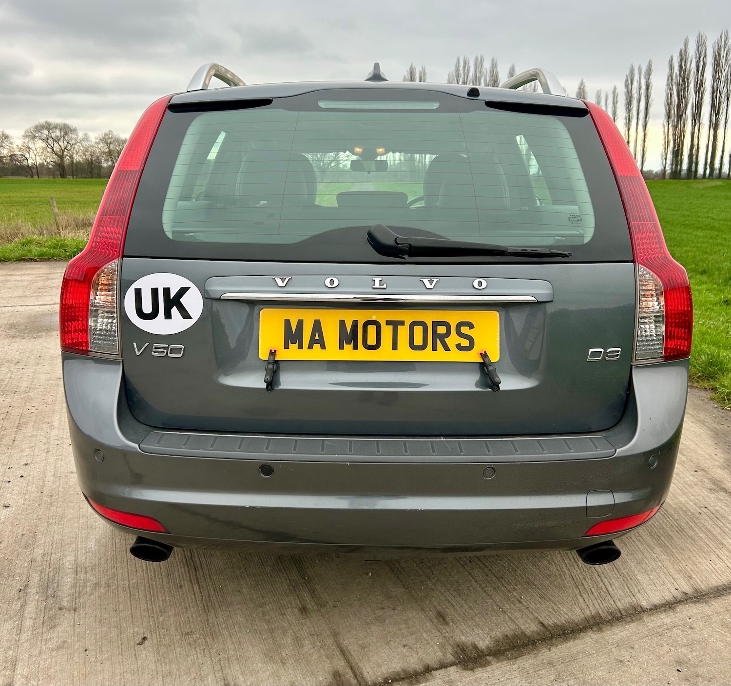 Used Volvo V50 2012 for sale - 77792689: Photo 5