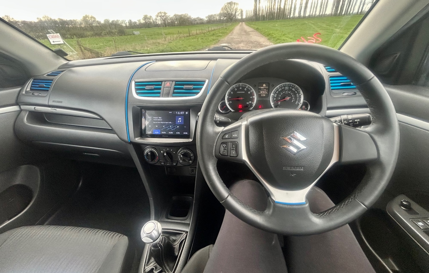 Used Suzuki Swift 2011 for sale - 78031484: Photo 4