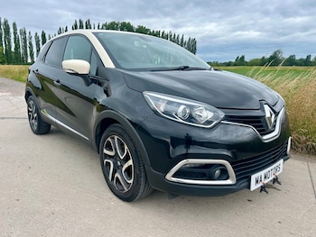 Used Renault Captur 2015 for sale - 79114537: Photo