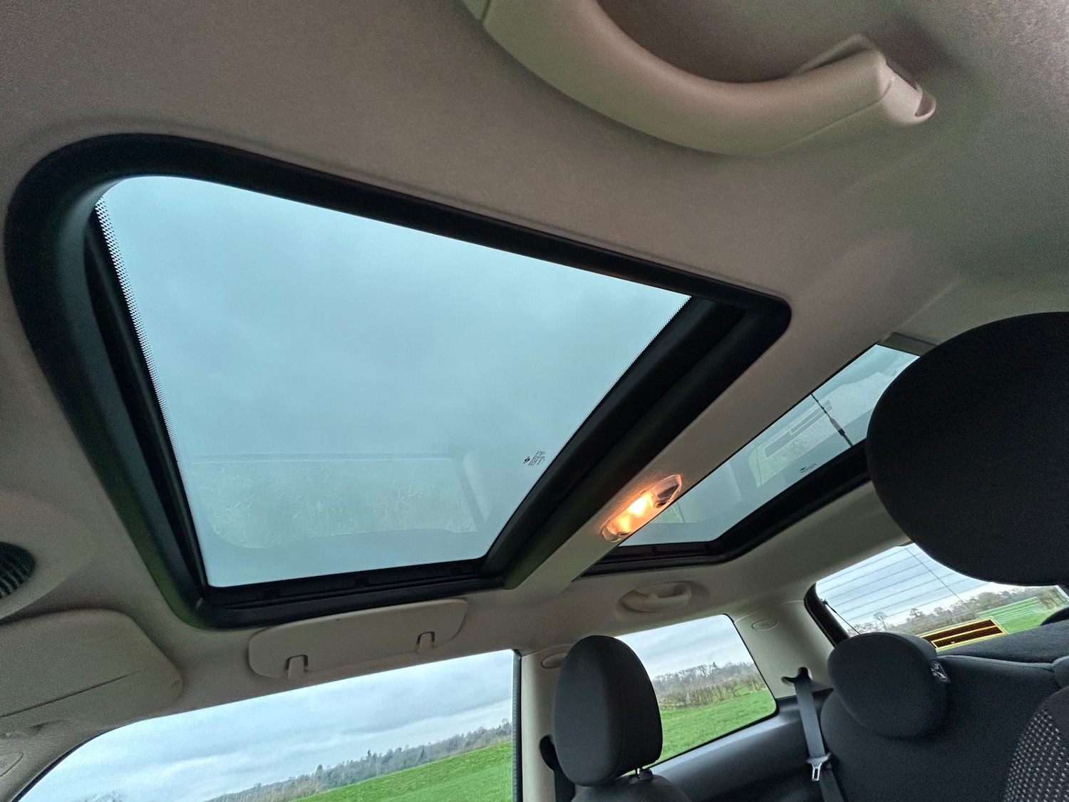 Used MINI Hatch 2010 for sale - 77792754: Photo 11