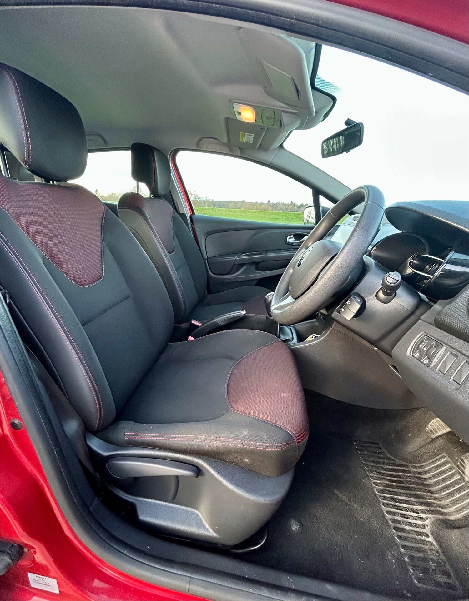 Used Renault Clio 2015 for sale - 77792677: Photo 13