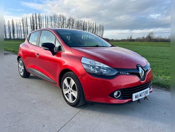 Used Renault Clio 2015 for sale - 77792677: Photo