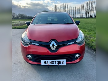 Used Renault Clio 2015 for sale - 77792677: Photo