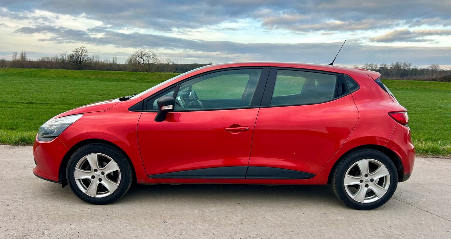 Used Renault Clio 2015 for sale - 77792677: Photo 6