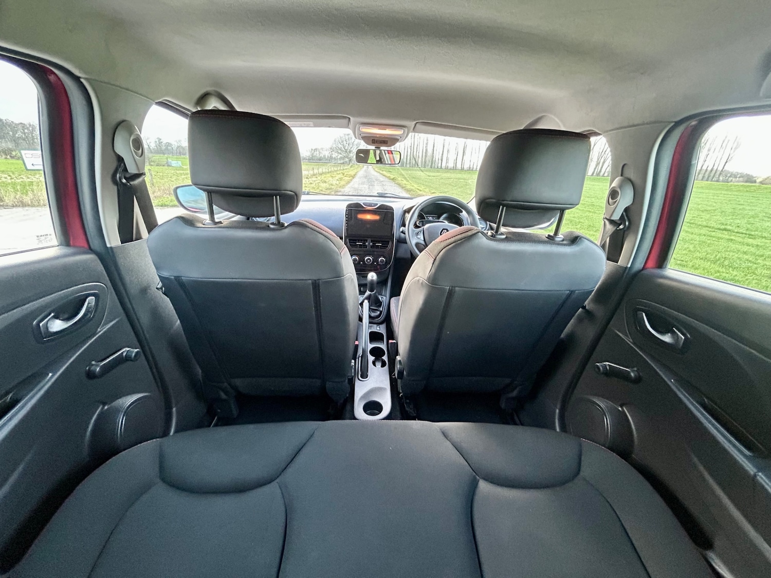 Used Renault Clio 2015 for sale - 77792677: Photo 9