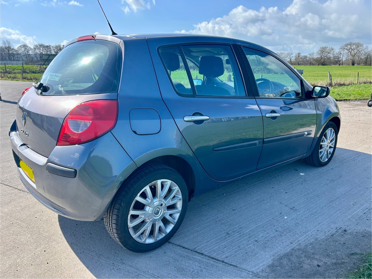 Used Renault Clio 2008 for sale - 77890528: Photo 4