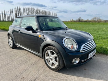 MINI Hatch feature image