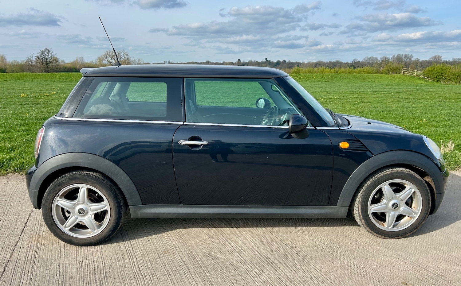 Used MINI Hatch 2007 for sale - 78121938: Photo 2