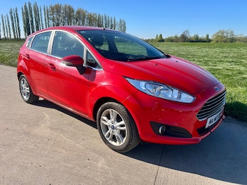 Used Ford Fiesta 2015 for sale - 78371252: Photo