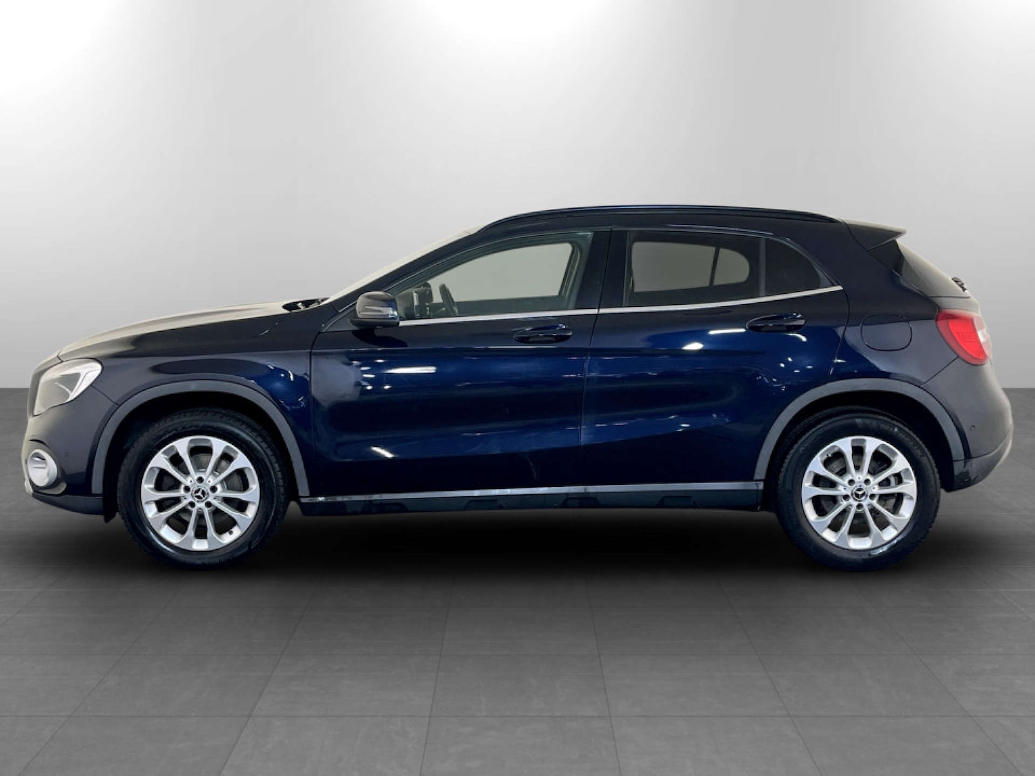 Used Mercedes-Benz GLA 2018 for sale - 77272704: Photo 7