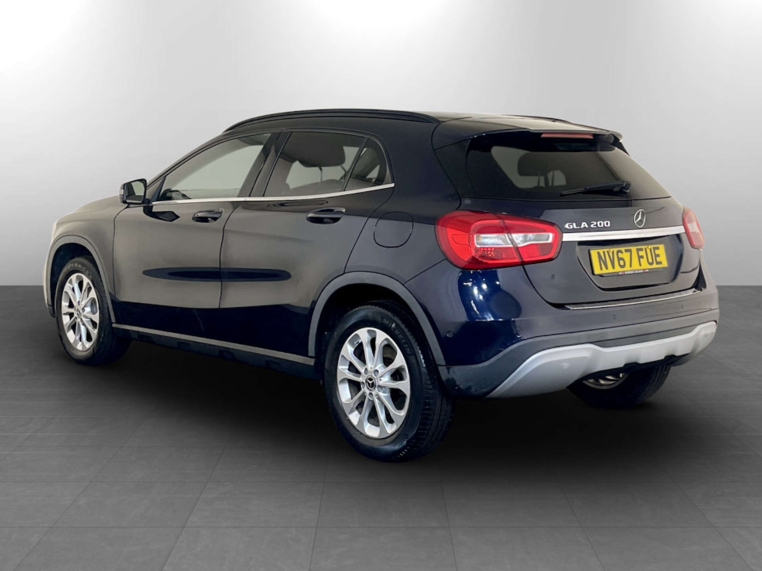 Used Mercedes-Benz GLA 2018 for sale - 77272704: Photo 8