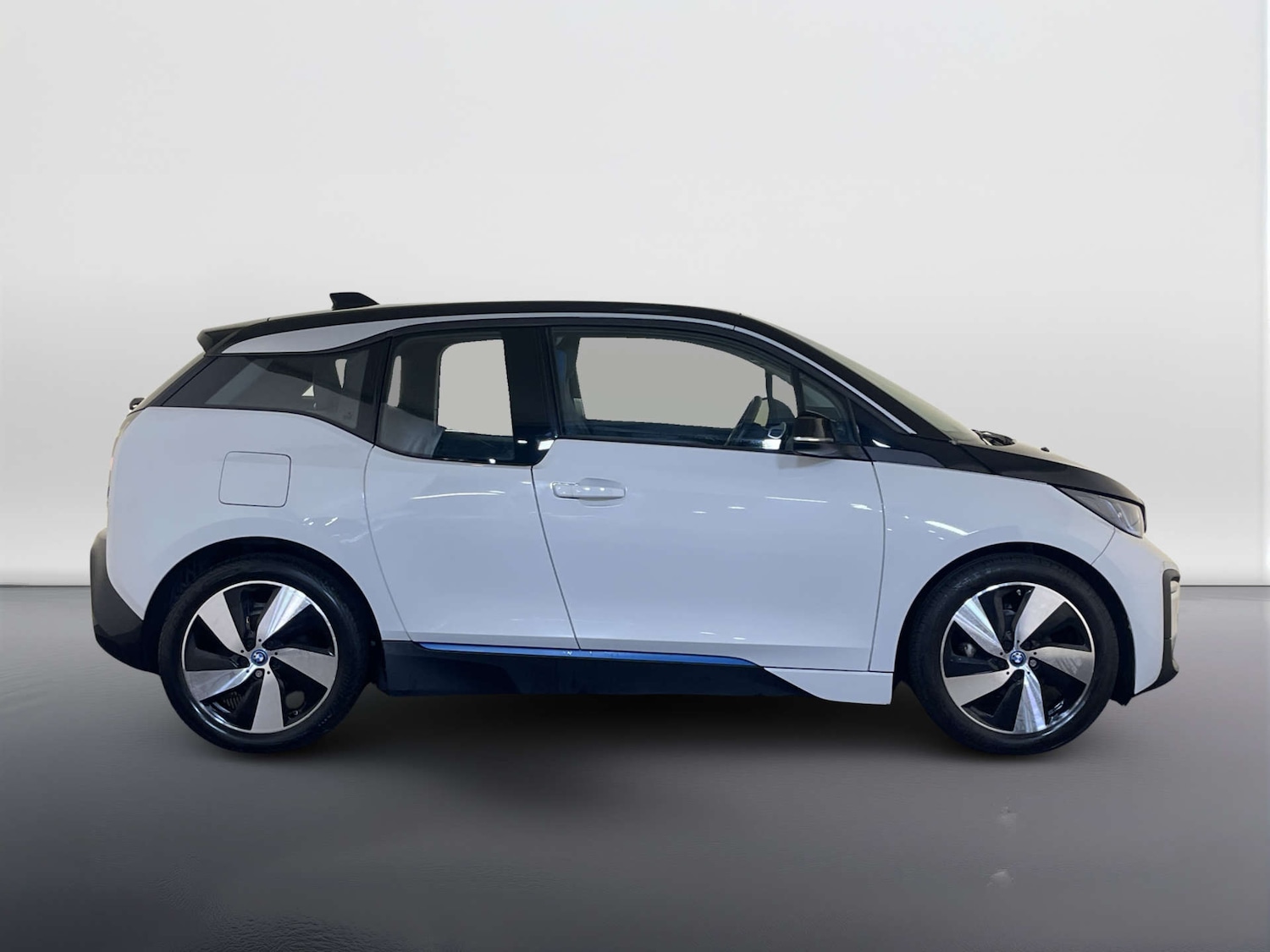 Used BMW i3 2019 for sale - 78041801: Photo 11