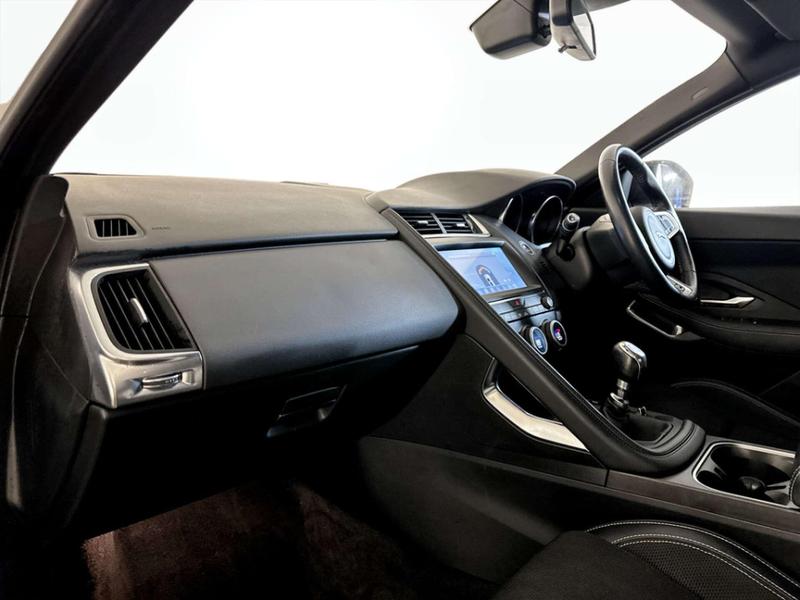 Used Jaguar E-Pace 2019 for sale - 76949117: Photo 12