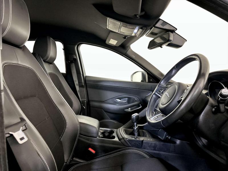 Used Jaguar E-Pace 2019 for sale - 76949117: Photo 13
