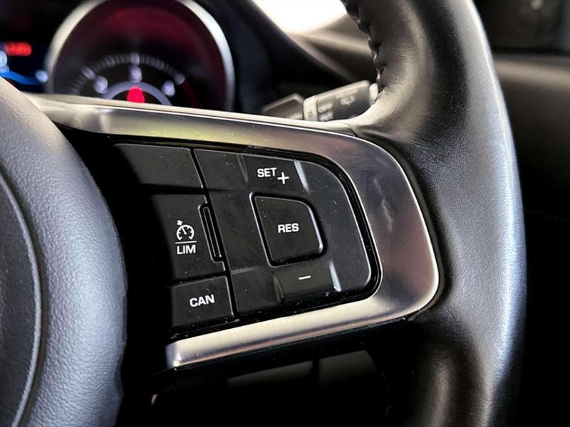 Used Jaguar E-Pace 2019 for sale - 76949117: Photo 20