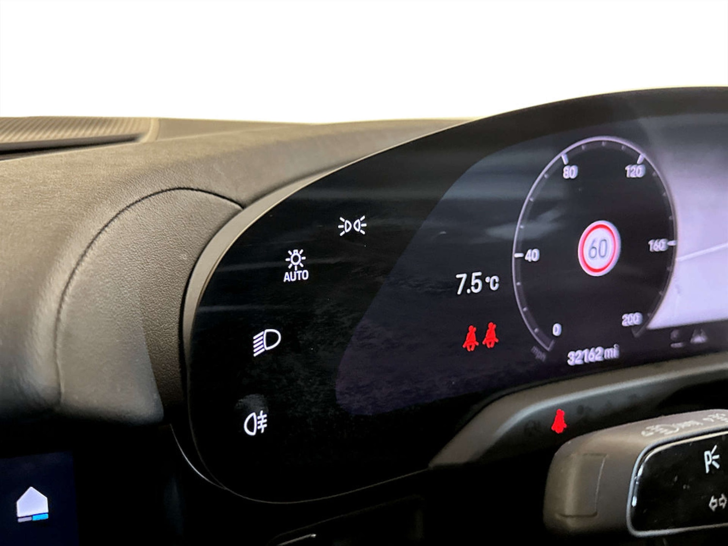 Used Porsche Taycan 2022 for sale - 77234083: Photo 17