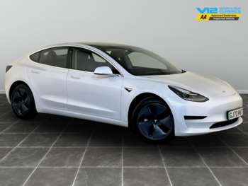 2020 (70) - Standard Plus 4dr Auto