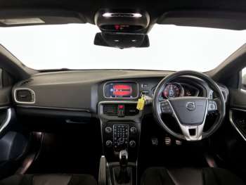 Used Volvo V40 2018 for sale - 74490715: Photo