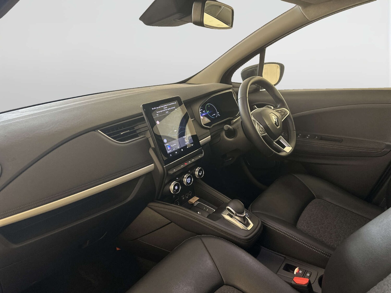 Used Renault Zoe 2022 for sale - 77917709: Photo 12