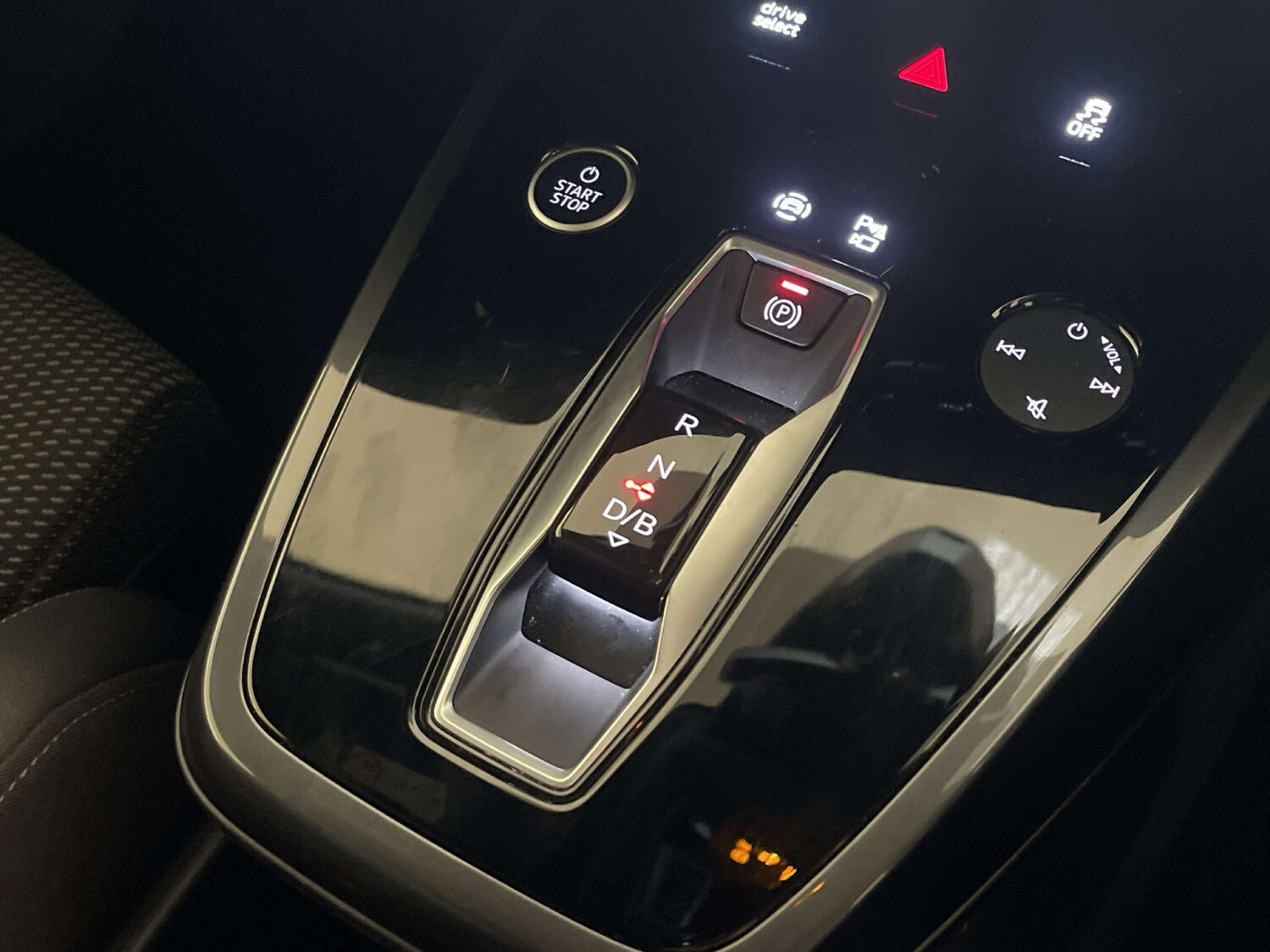 Used Audi Q4 e-tron 2022 for sale - 77990059: Photo 27