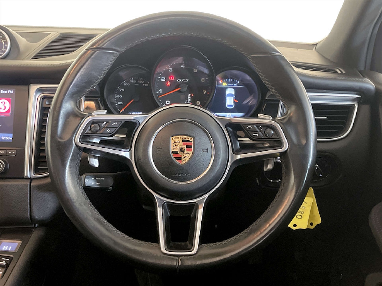 Used Porsche Macan 2018 for sale - 77184960: Photo 16