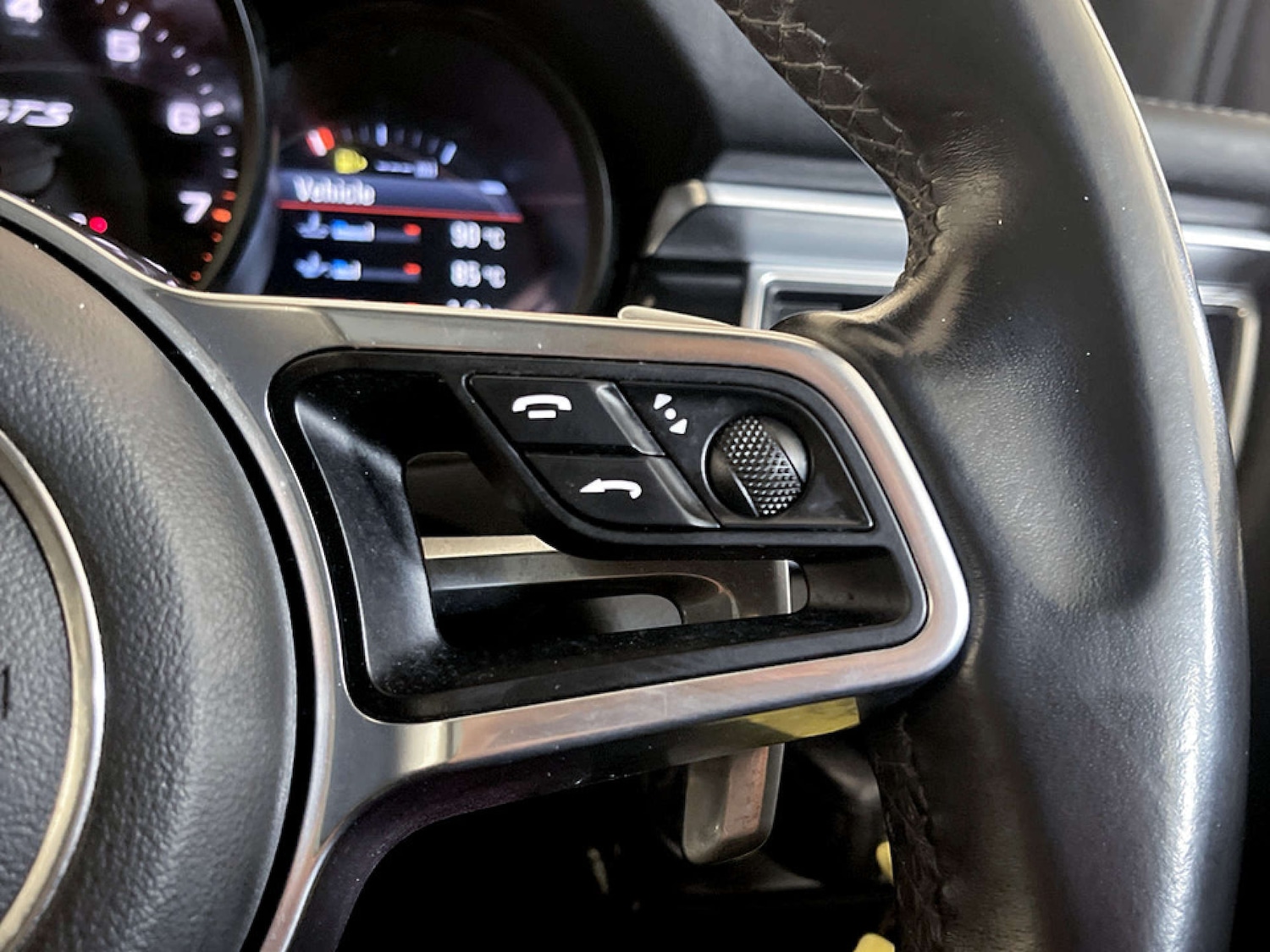 Used Porsche Macan 2018 for sale - 77184960: Photo 20