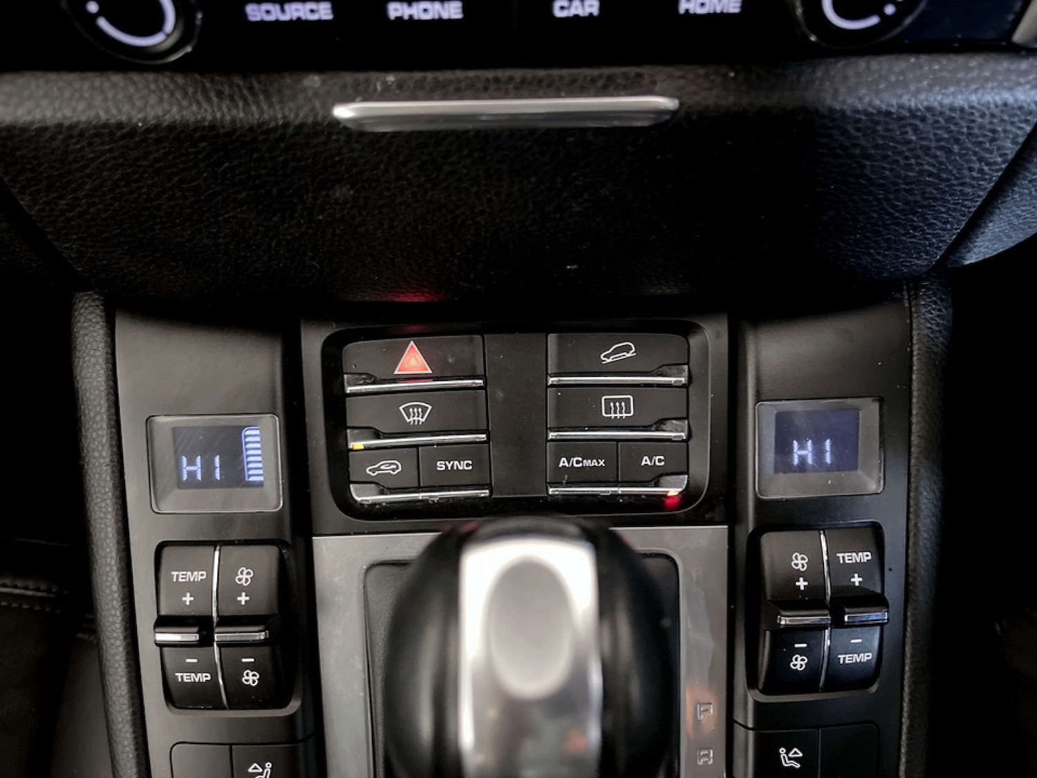 Used Porsche Macan 2018 for sale - 77184960: Photo 29