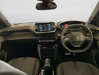 Used Peugeot E-2008 2023 for sale - 78415345: Photo