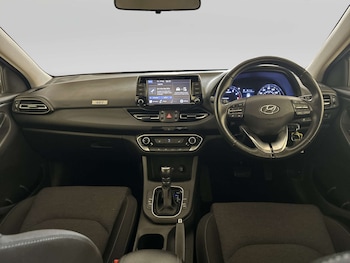 Used Hyundai i30 2023 for sale - 78953325: Photo