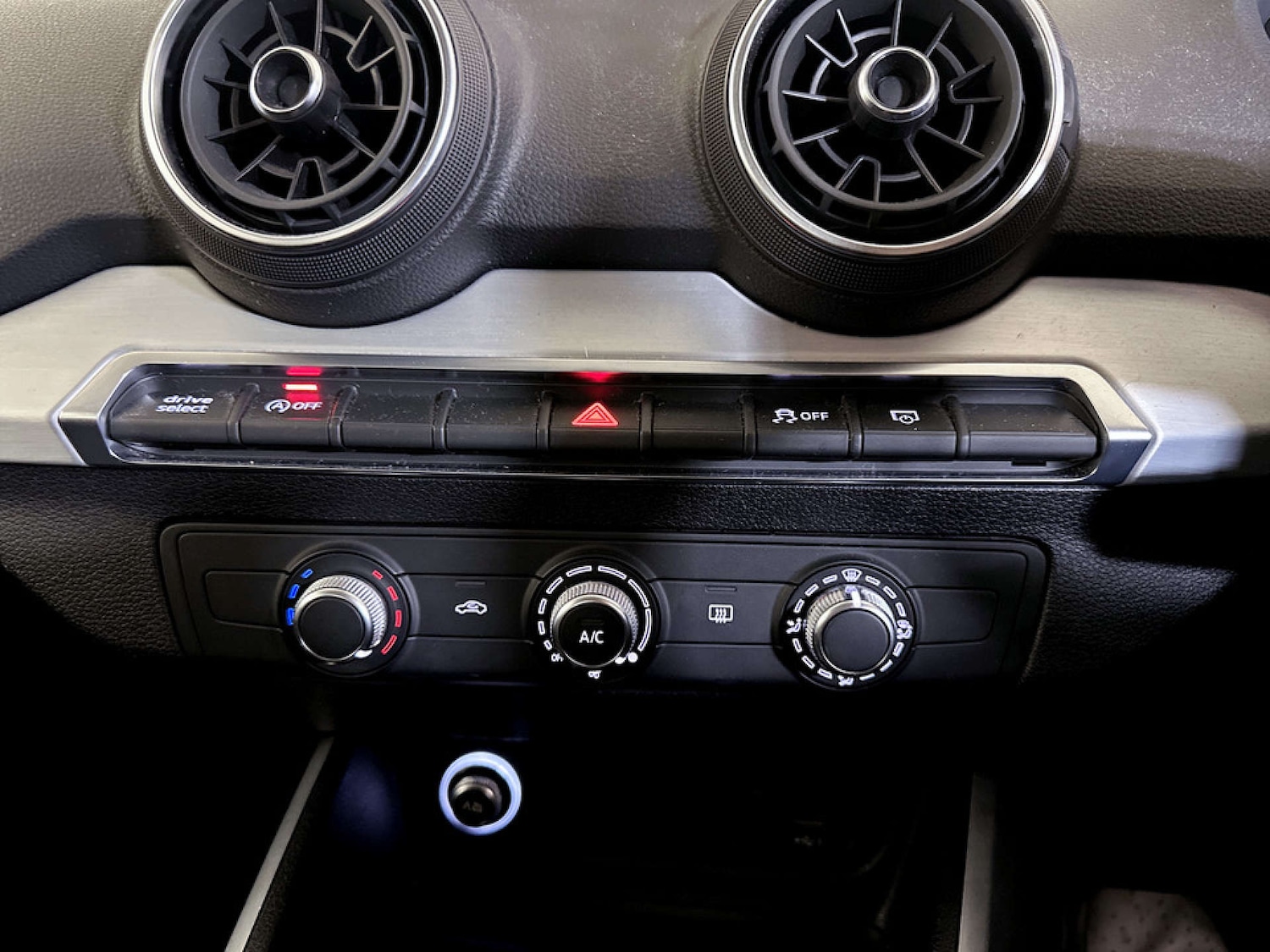 Used Audi Q2 2018 for sale - 77234089: Photo 24