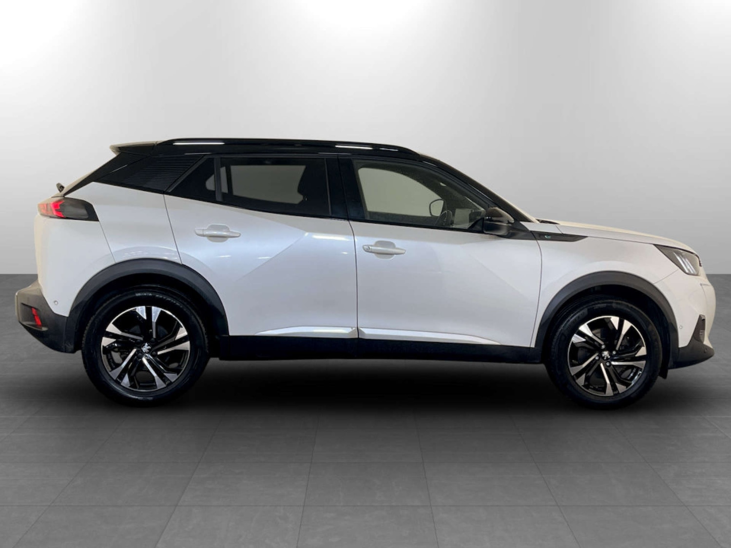 Used Peugeot 2008 2021 for sale - 77187842: Photo 11