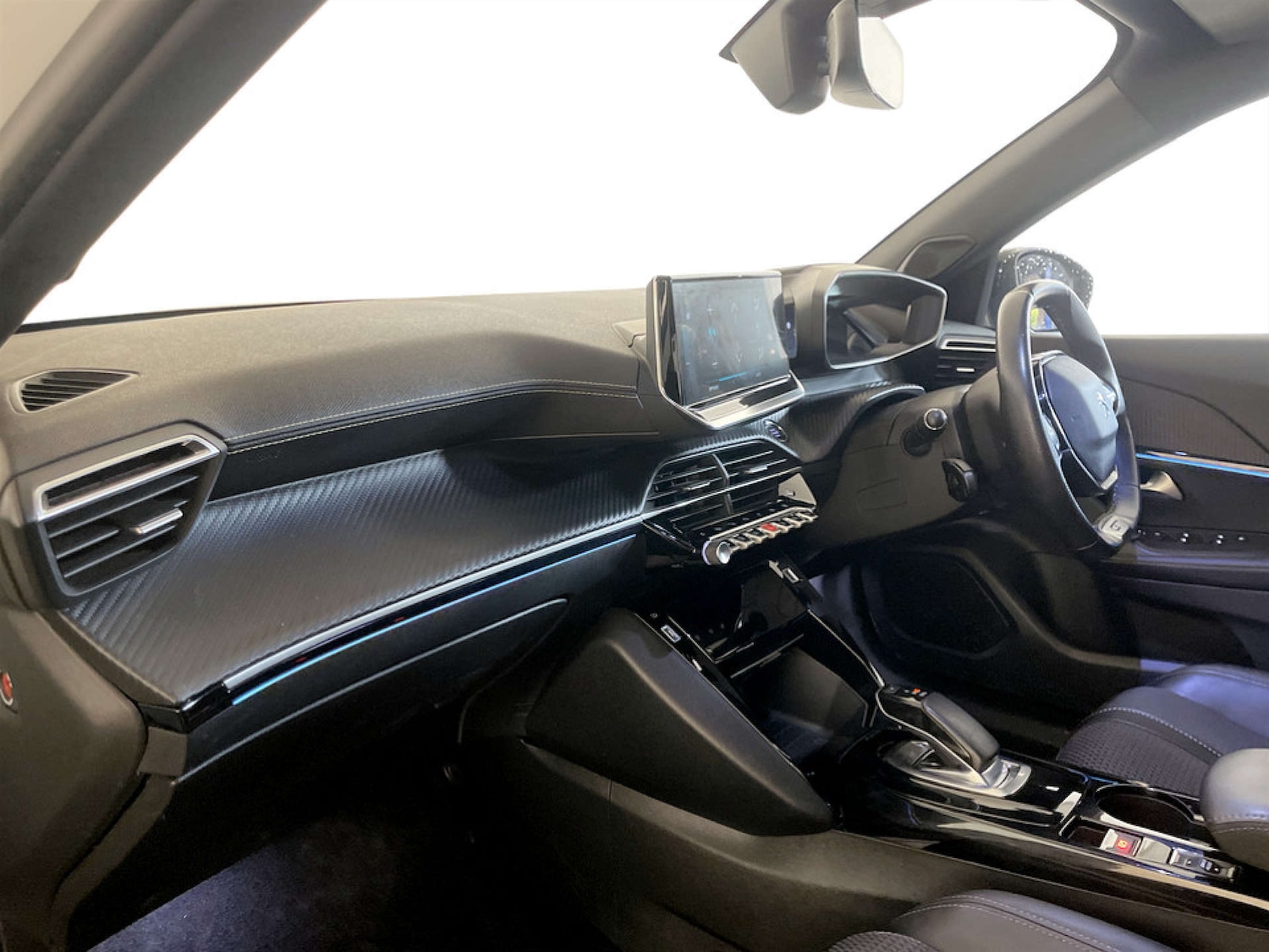 Used Peugeot 2008 2021 for sale - 77187842: Photo 12