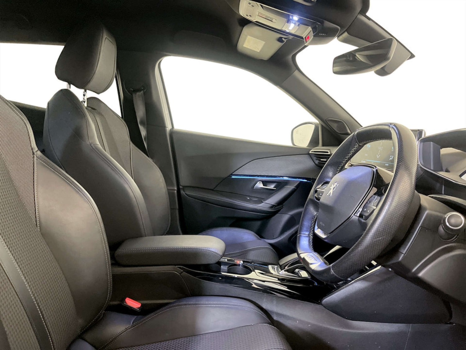 Used Peugeot 2008 2021 for sale - 77187842: Photo 13