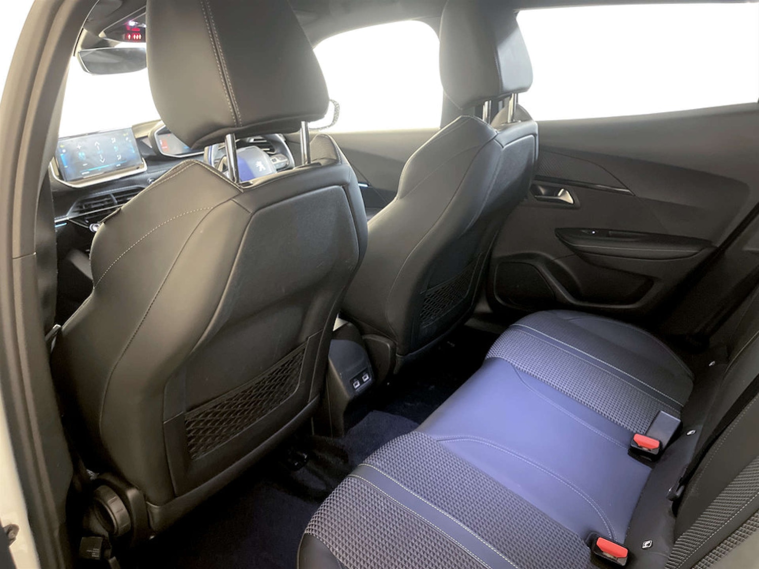 Used Peugeot 2008 2021 for sale - 77187842: Photo 14