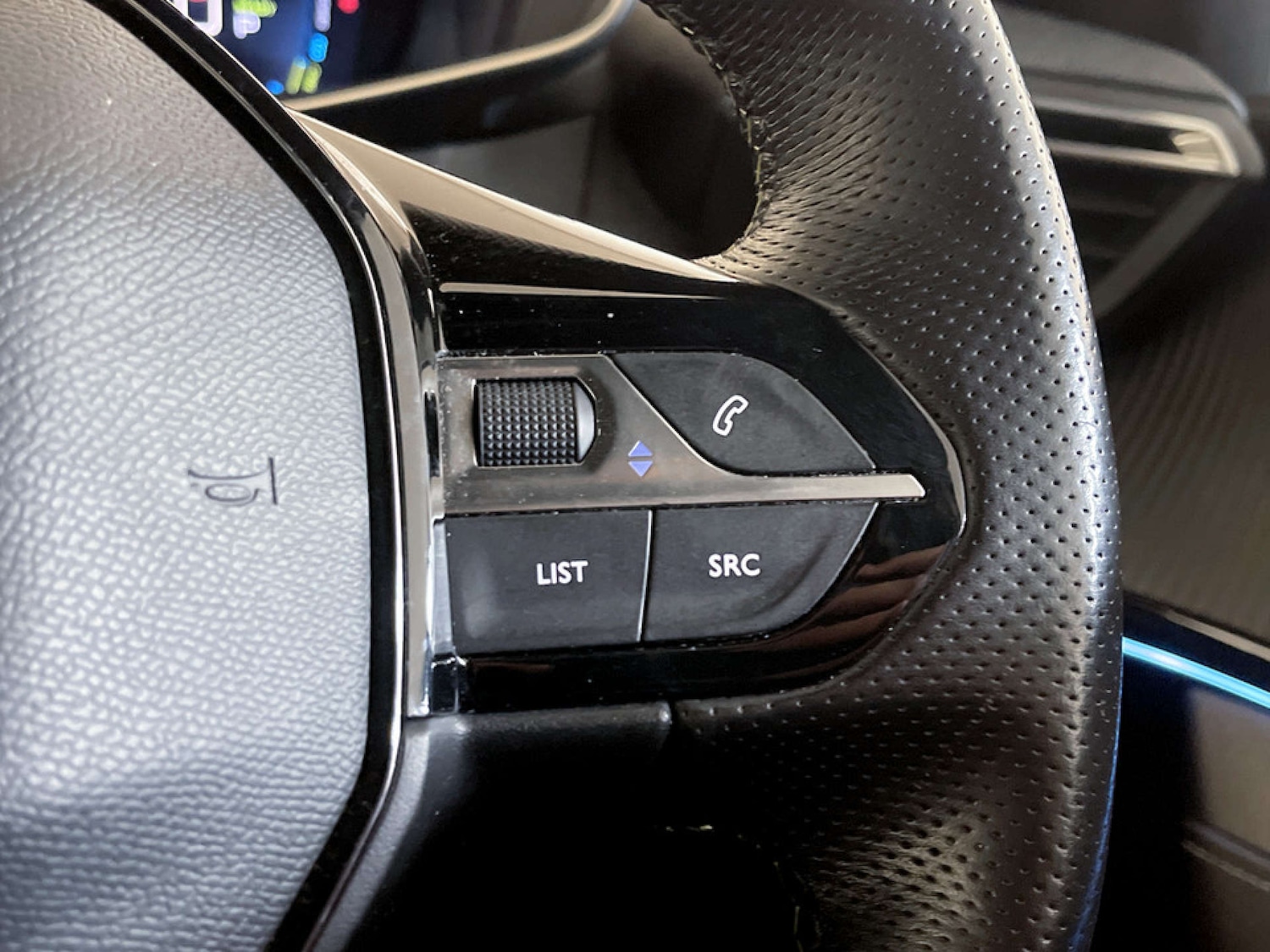 Used Peugeot 2008 2021 for sale - 77187842: Photo 19