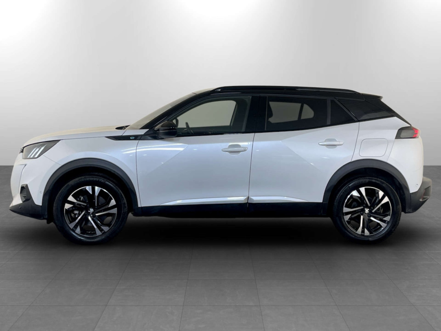 Used Peugeot 2008 2021 for sale - 77187842: Photo 7