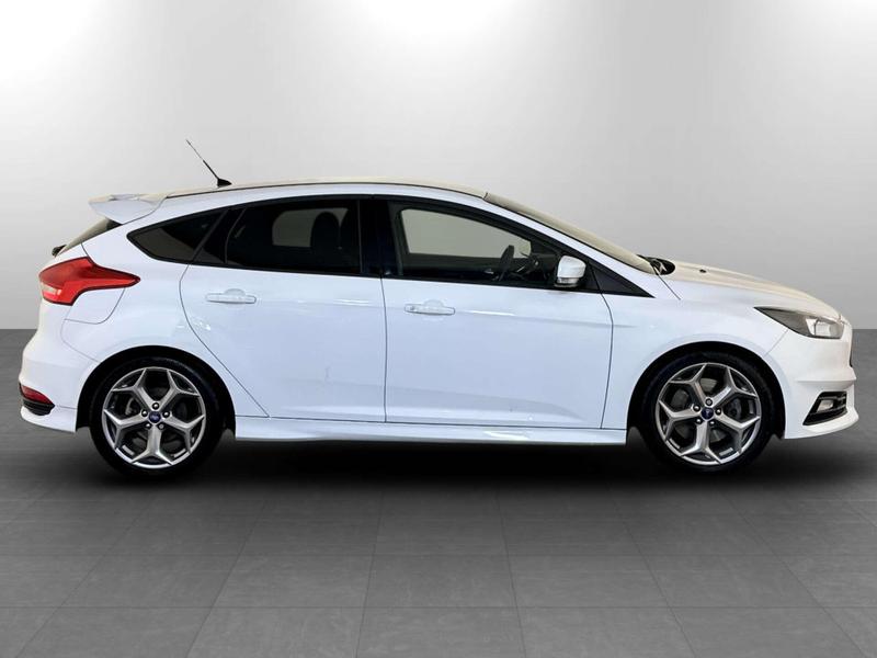 Used Ford Focus 2016 for sale - 77148098: Photo 11
