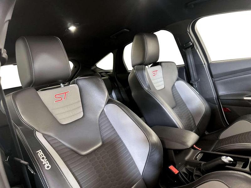 Used Ford Focus 2016 for sale - 77148098: Photo 13