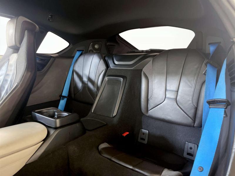 Used BMW i8 2018 for sale - 76803379: Photo 14