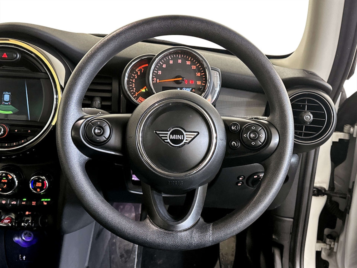 Used MINI Hatch 2020 for sale - 77185340: Photo 17