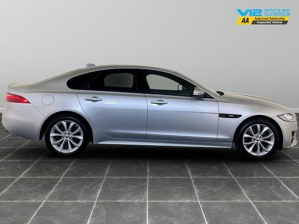 Used Jaguar XF 2017 for sale - 76123803: Photo 11