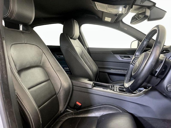 Used Jaguar XF 2017 for sale - 76123803: Photo 13