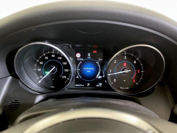 Used Jaguar XF 2017 for sale - 76123803: Photo 18