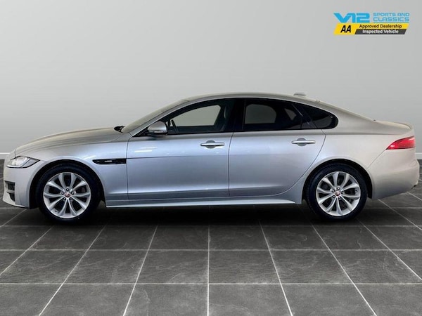 Used Jaguar XF 2017 for sale - 76123803: Photo 7