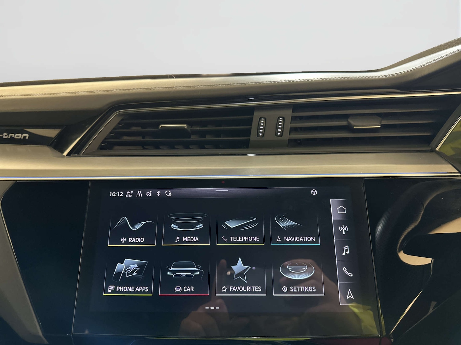 Used Audi e-tron 2023 for sale - 77880502: Photo 20