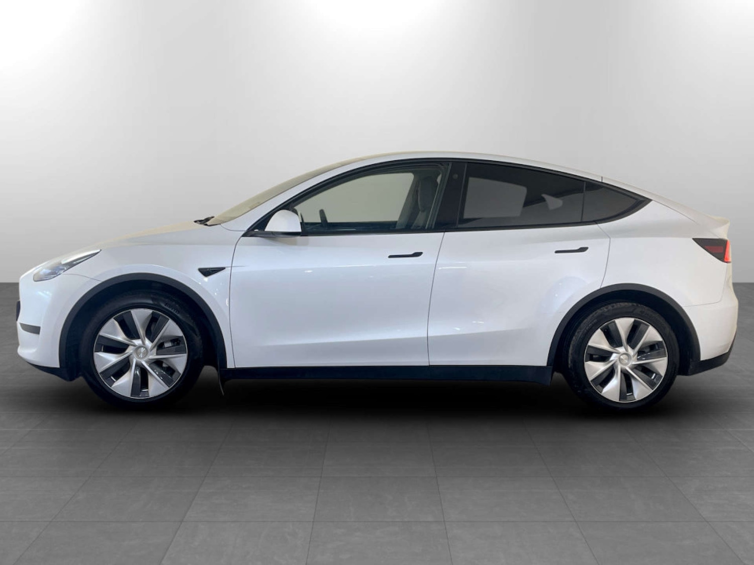 Used Tesla Model Y 2022 for sale - 77523444: Photo 7