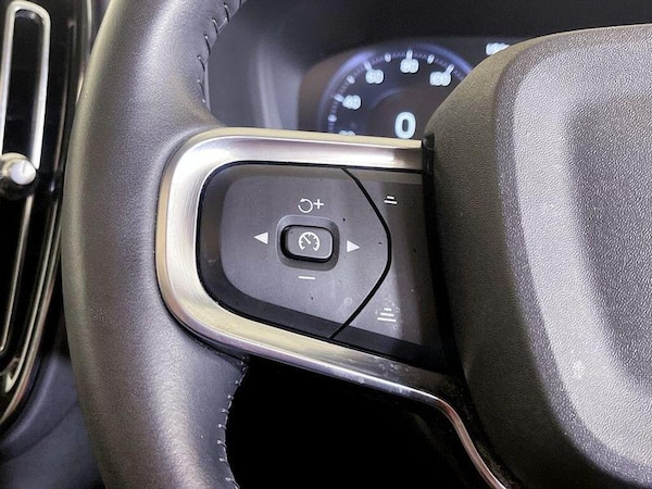 Used Volvo XC40 2021 for sale - 75711826: Photo 16