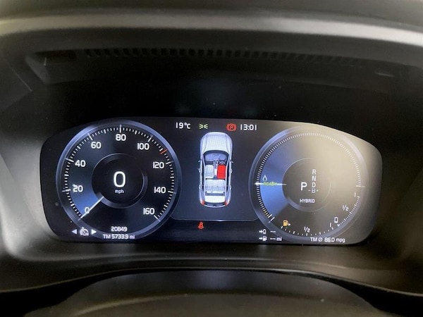Used Volvo XC40 2021 for sale - 75711826: Photo 17
