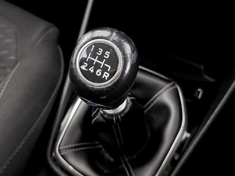 Used Ford Fiesta 2017 for sale - 76308889: Photo 27