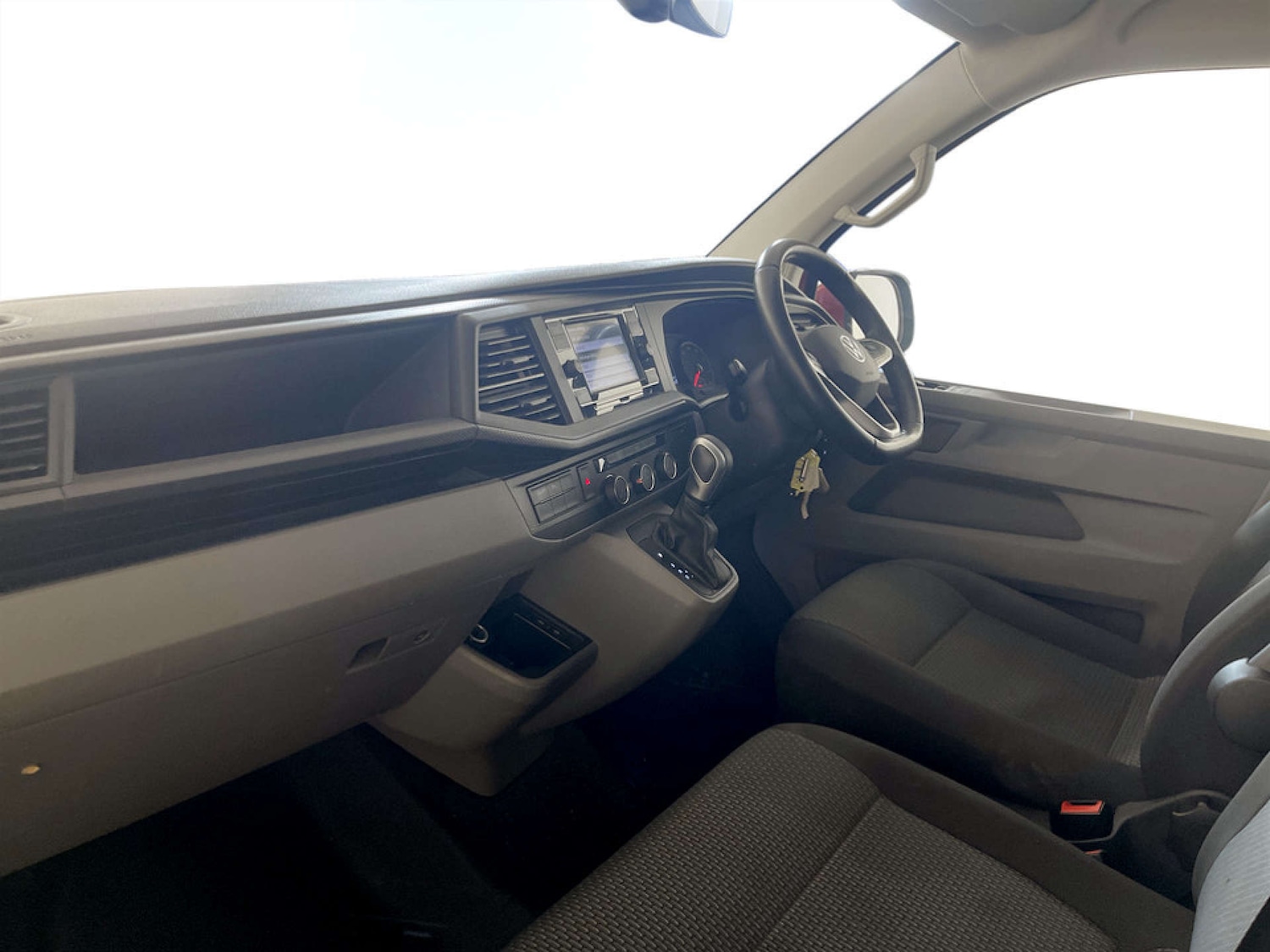 Used Volkswagen Transporter 2021 for sale - 77211775: Photo 12